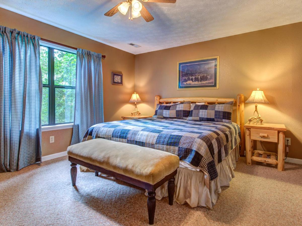 Great Expectations, 3 Bedrooms, Fireplace, Pool Table, Hot Tub, Sleeps 10 Gatlinburg Ngoại thất bức ảnh