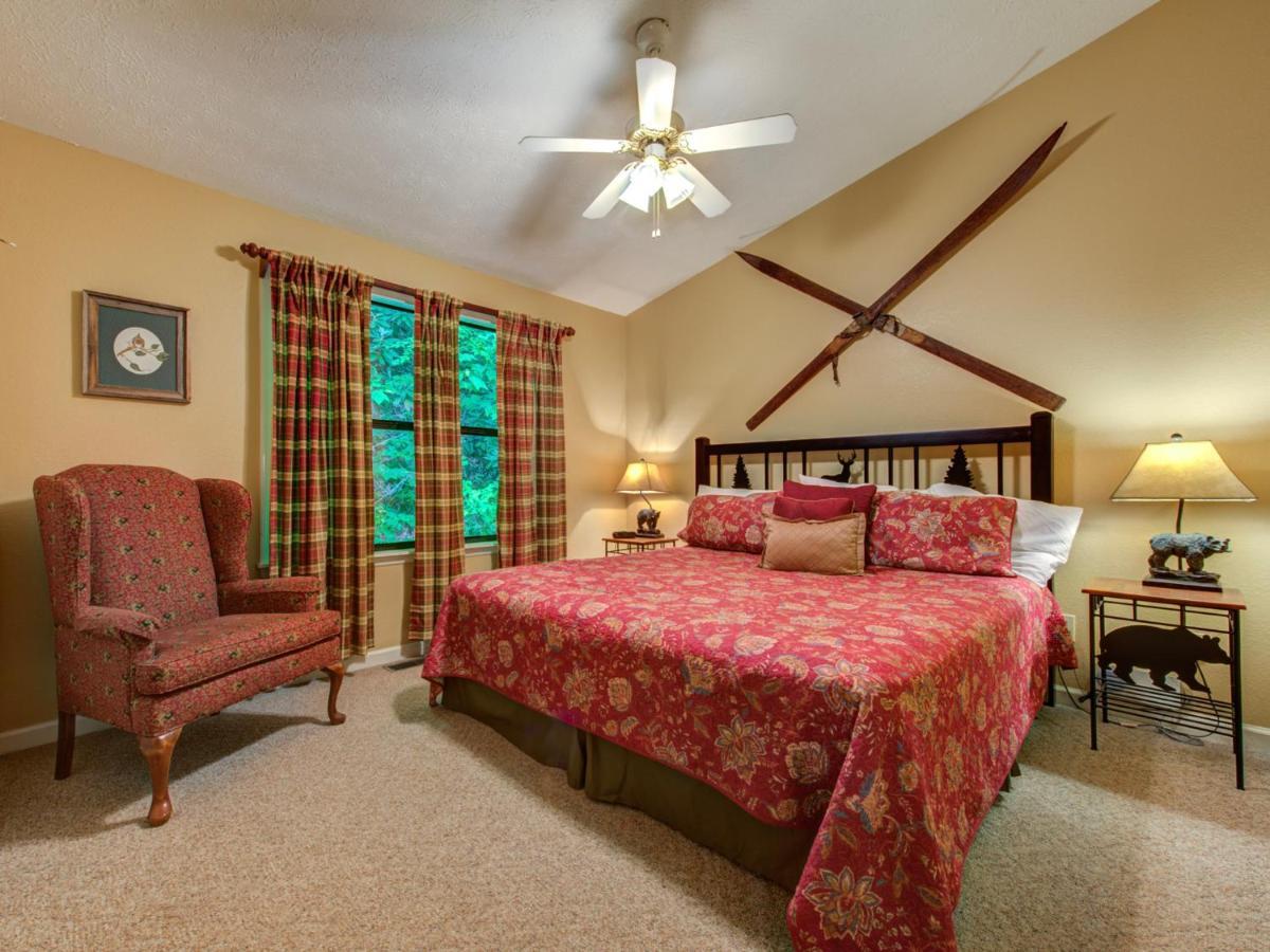 Great Expectations, 3 Bedrooms, Fireplace, Pool Table, Hot Tub, Sleeps 10 Gatlinburg Ngoại thất bức ảnh