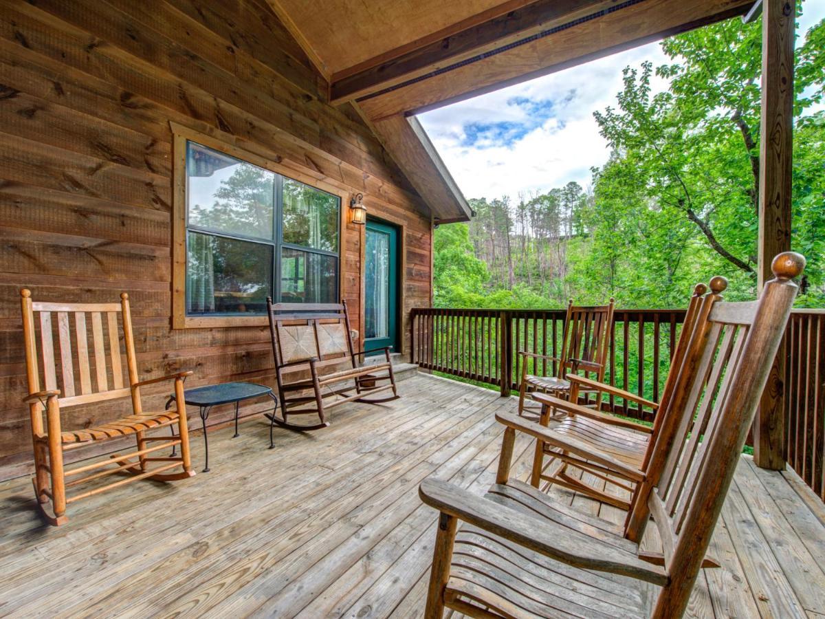 Great Expectations, 3 Bedrooms, Fireplace, Pool Table, Hot Tub, Sleeps 10 Gatlinburg Ngoại thất bức ảnh
